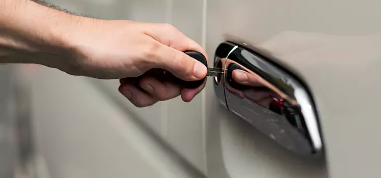 Why Choose Our Auto Locksmith Team in Hayward, CA?
