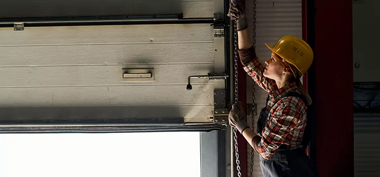 Addressing Common Garage Door Stoppage Issues in Hayward, CA